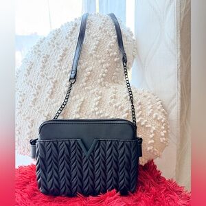 V Crossbody bag